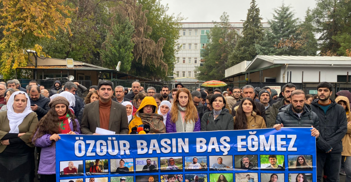 Tutuklu gazeteciler için eylem: 5 aydır iddianame yok!