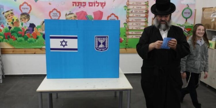 İsrail halkı 4 yılda 5. kez sandık başında