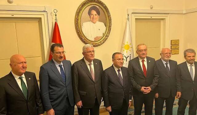 Oluç’tan Akşener’e yanıt: Bizim kapıdan çıkıp İYİ Parti’ye gittiler