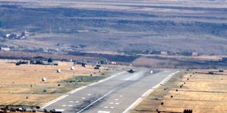 Amed’de savaş uçağı hareketliliği