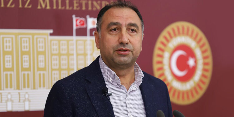 Kenanoğlu: Cemevi Başkanlığı Alevileri kontrol etme hamlesidir