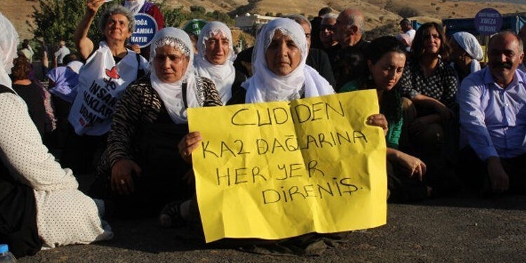 AKP ve şirketler yaşam alanlarını yok ediyor!