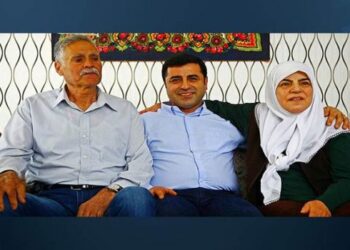 Demirtaş’ın Diyarbakır’a götürülmesi: Ailesi ve avukatlarından bile gizlendi