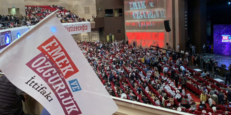 ‘Savaş ve yoksulluk çocukların hayatlarından çalıyor’