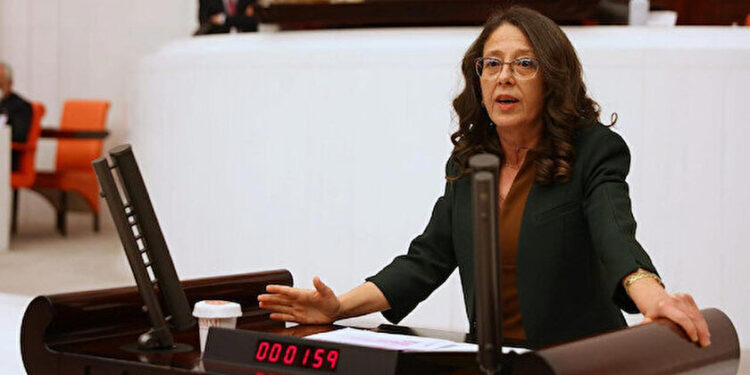 HDP’li Ersoy: Yıllık 37 bin 869 hektar orman kaybedildi