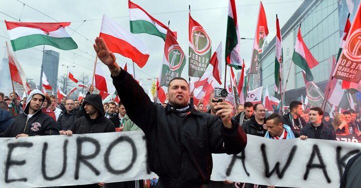 İtalya hâlâ Mussolini’nin yasını tutuyor