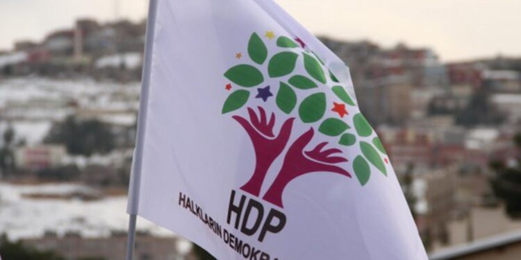 HDP Edremit Eşbaşkanı Karasu, tutuklandı