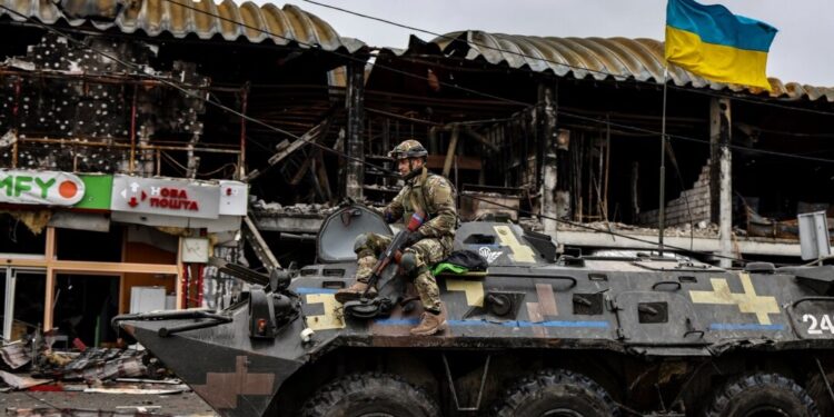 Ukrayna askerleri Herson’a girdi