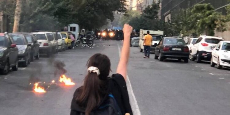 ‘İran’da en az 448 kişi katledildi, 18 bin kişi gözaltına alındı’