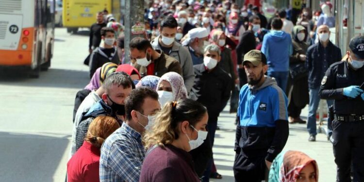 İşsizlik rakamları yeniden çift hanelerde