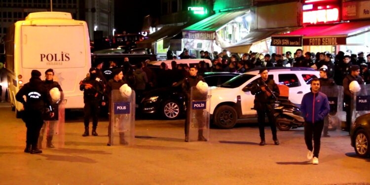 Ankara ve İstanbul’da gözaltına alınanlar serbest bırakıldı