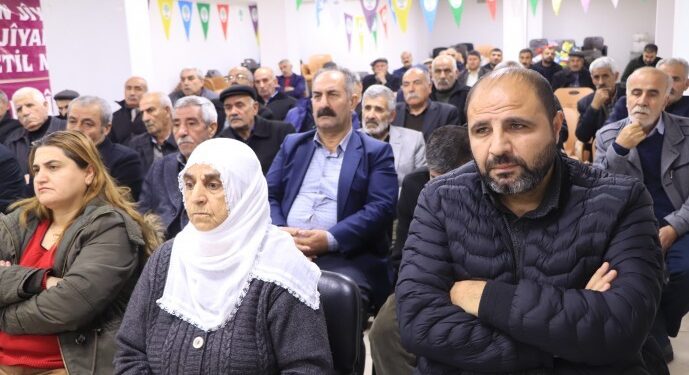 Farklı tarihlerde yakınlarını kaybedenler bi araya geldi