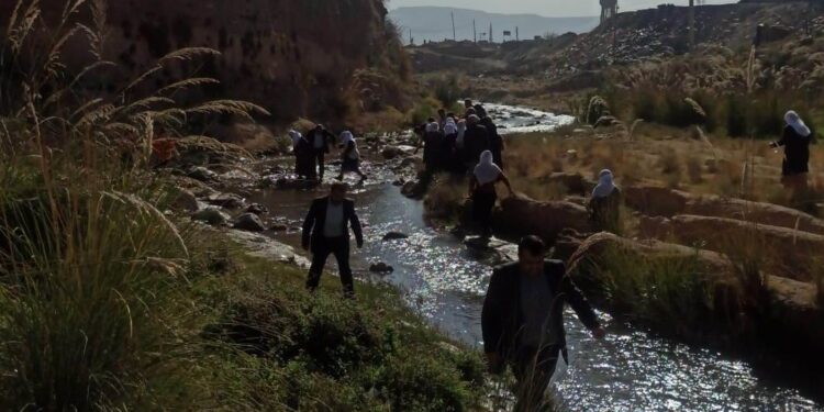 Silopi’de halk engel tanımadı: Kimyasal kullanımına karşı insanlık yürüyüşü