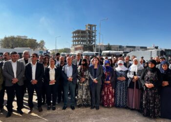 ‘Kayyum atanan 59 belediyede yolsuzluklar sürüyor’