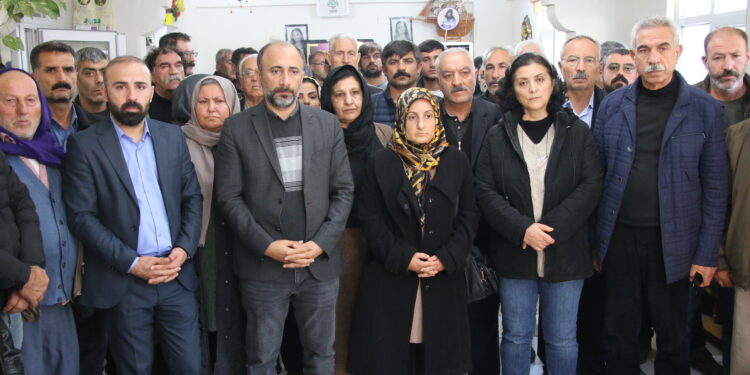 Riha’da hava saldırıları protesto edildi