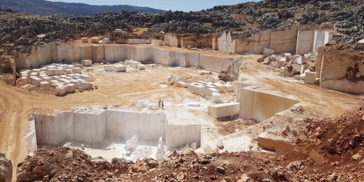 AKP, ÇED raporu dinlemiyor