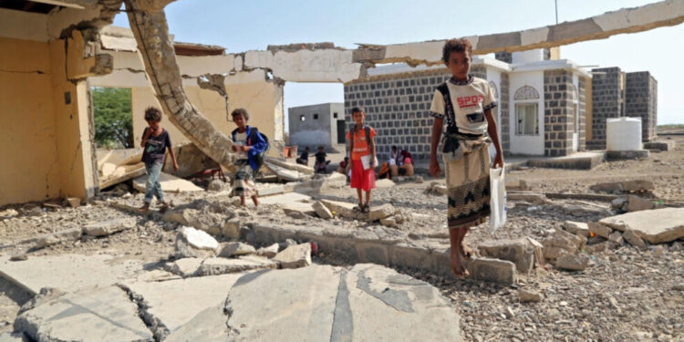 Yemen’de 11 bini aşkın çocuk öldürüldü ya da yaralandı