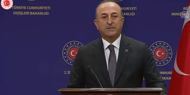 Çavuşoğlu Yunanistan’ı tehdit etti, İsveç’ten ‘daha çok Kürdün iadesini’ istedi