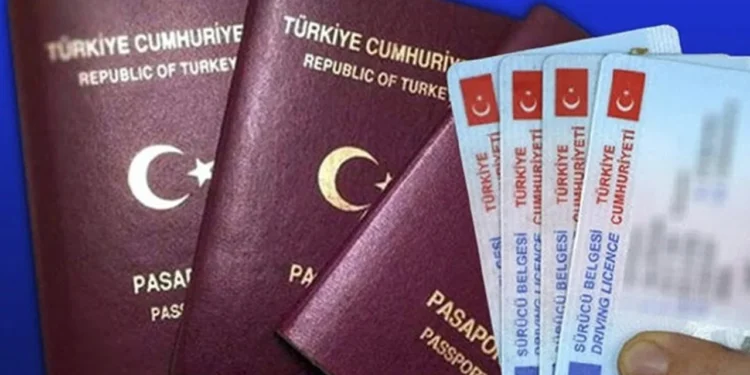 Pasaport ve ehliyet harçlarına yüzde 122 zam