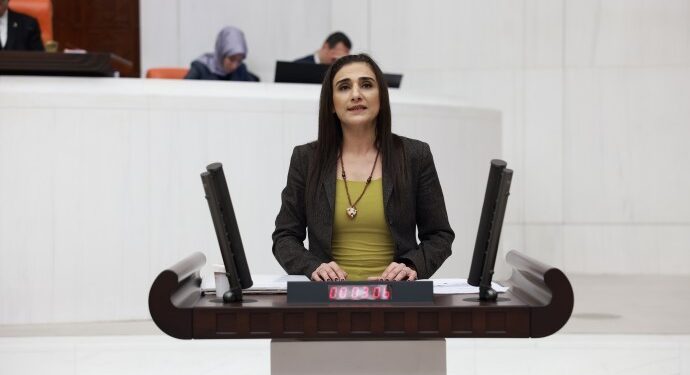 Akar’ın kimyasal açıklaması: Madem heyet gitti rapor ne zaman paylaşılacak?