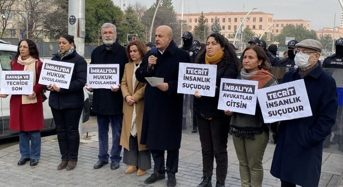 HDP’li vekiller: Türkiye çözüm istiyorsa tecrit kalkmalı