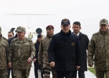 Akar’ın ziyareti sonrası köylere bombardıman