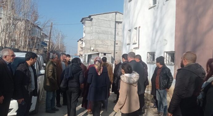 Paris’te katledilen Mîr Perwer’in aile evinde taziye çadırı kuruldu