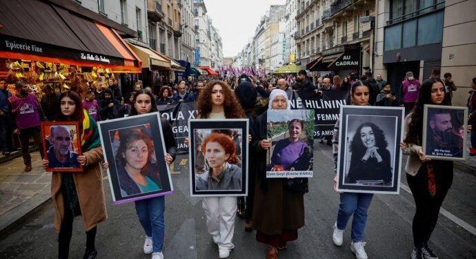 TJK-E Üyesi Serhat: Bu halk elbette sokakta olacak