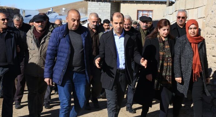 Wan yarına hazır: Tecridi hep birlikte kıracağız