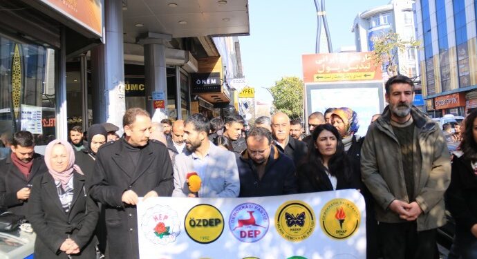 DBP’ye yönelik operasyona karşı Wan’da yürüyüş