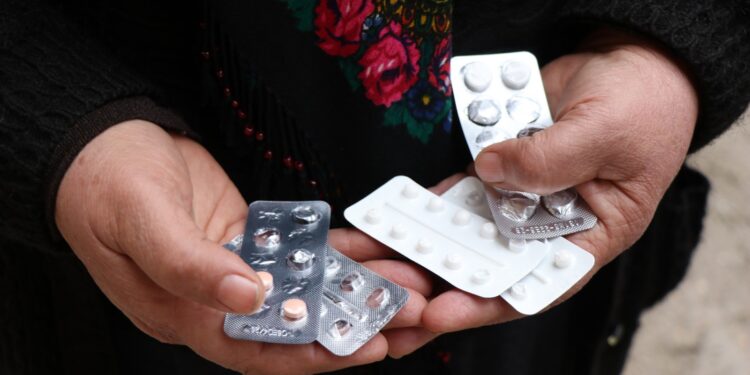 Şam ambargosu ilaçları da vurdu