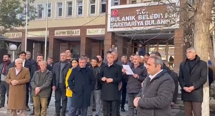 Kop Belediyesi’ne darbenin yıl dönümünde protesto