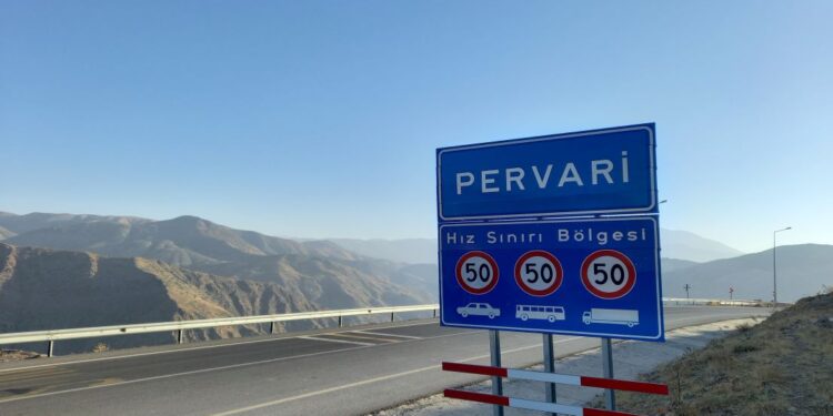 Askeri operasyon gerekçesi ile köylülerin evden çıkışı yasaklandı