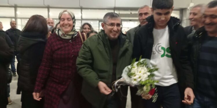 30 yıllık bir tutuklu daha tahliye oldu