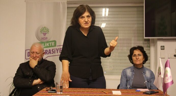 Ege’de halk toplantıları: Tecrit mutlaka kırılmalıdır