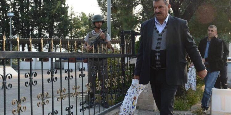 Ailelerden İmralı başvurusu