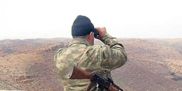 Rüşvetle koruculuk kadrosu veren yüzbaşı gözaltına alındı