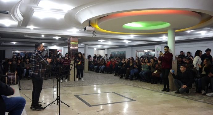 MKM konseri yasağa rağmen coşkuyla gerçekleşti