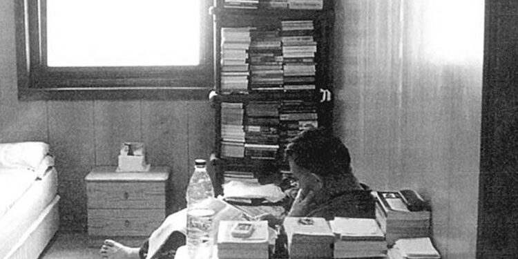 ‘Tecridin karşısında barolar harekete geçmeli’