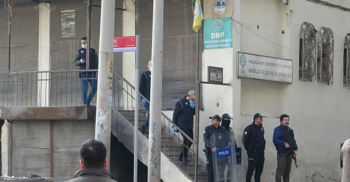 DBP’ye opersyon: Gözaltında Öcalan ile DBP arasındaki ilişki soruldu