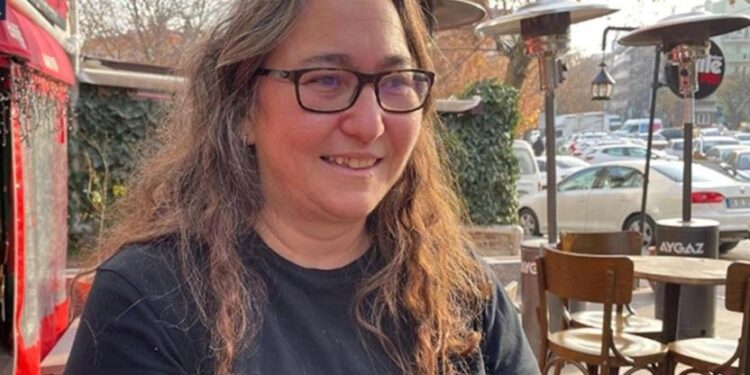 Sibel Tekin’in gözaltı süresi uzatıldı