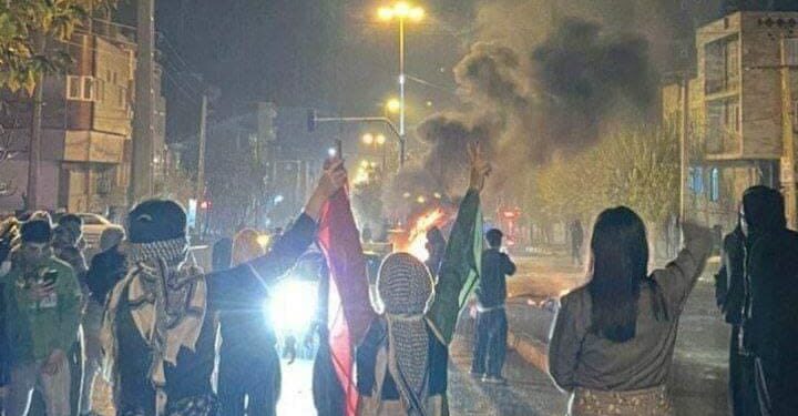 İran’da eylemlere destek veren sanatçılar tutuklandı