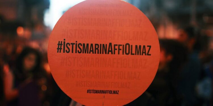 Tarikat liderinin istismar haberine erişim engeli