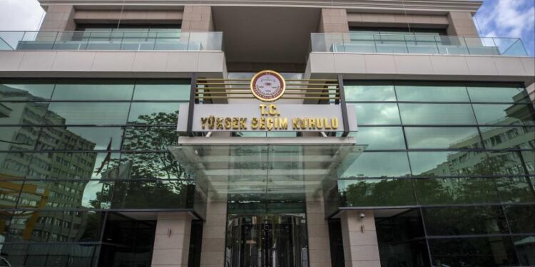 Yargı Yener kardeşlerde: YSK Başkanı Ahmet Yener oldu