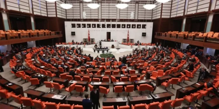 Polis tacizi ile ilgili önerge ‘kişisel görüş’ denilerek iade edildi