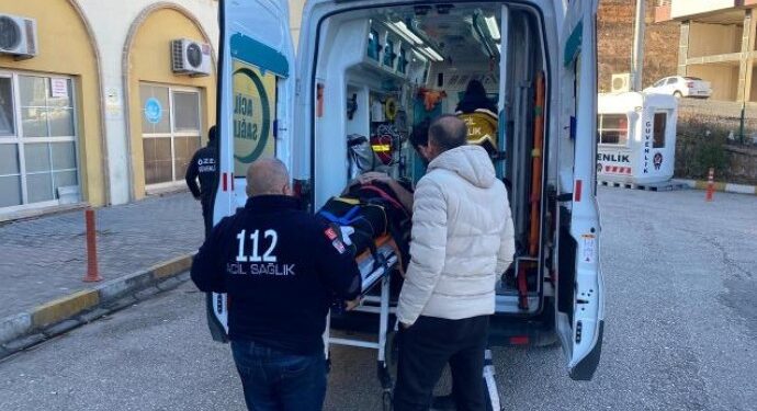 Servis aracı devrildi: 6 kişi hayatını kaybetti