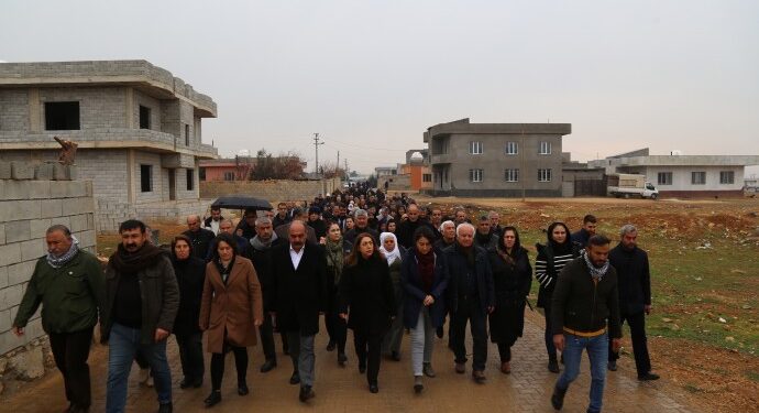 Tecride karşı bedenini ateşe veren Taş’ın ailesine ziyaret