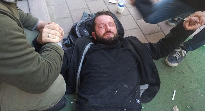 Saldıran polislere değil saldırıya uğrayanlara dava