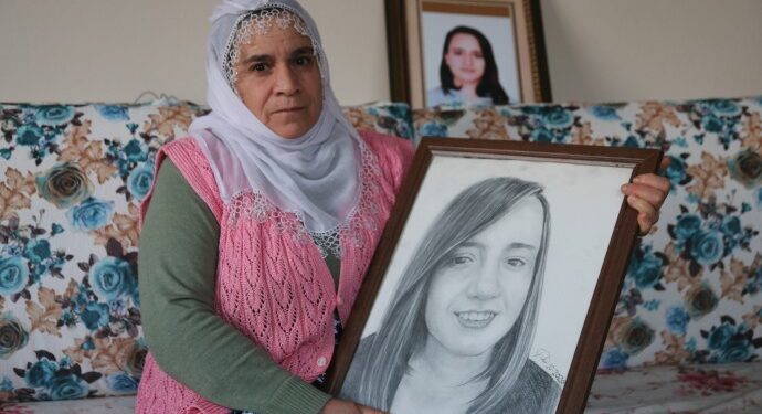 Rozerin Çukur’un annesi: Kızım toprağına bağlı bir çocuktu