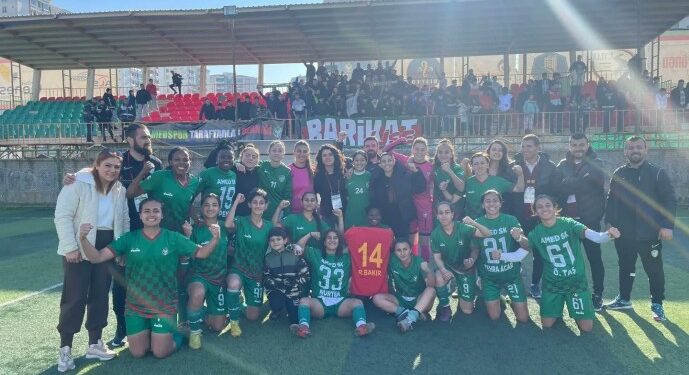 Kadın futbol takımları karşılaştı: Amedspor Trabzonspor’u 2-1 yendi